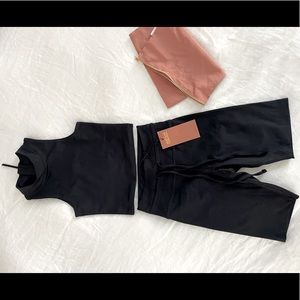 Workout Set: Bike Shorts & Top from Girlfriend